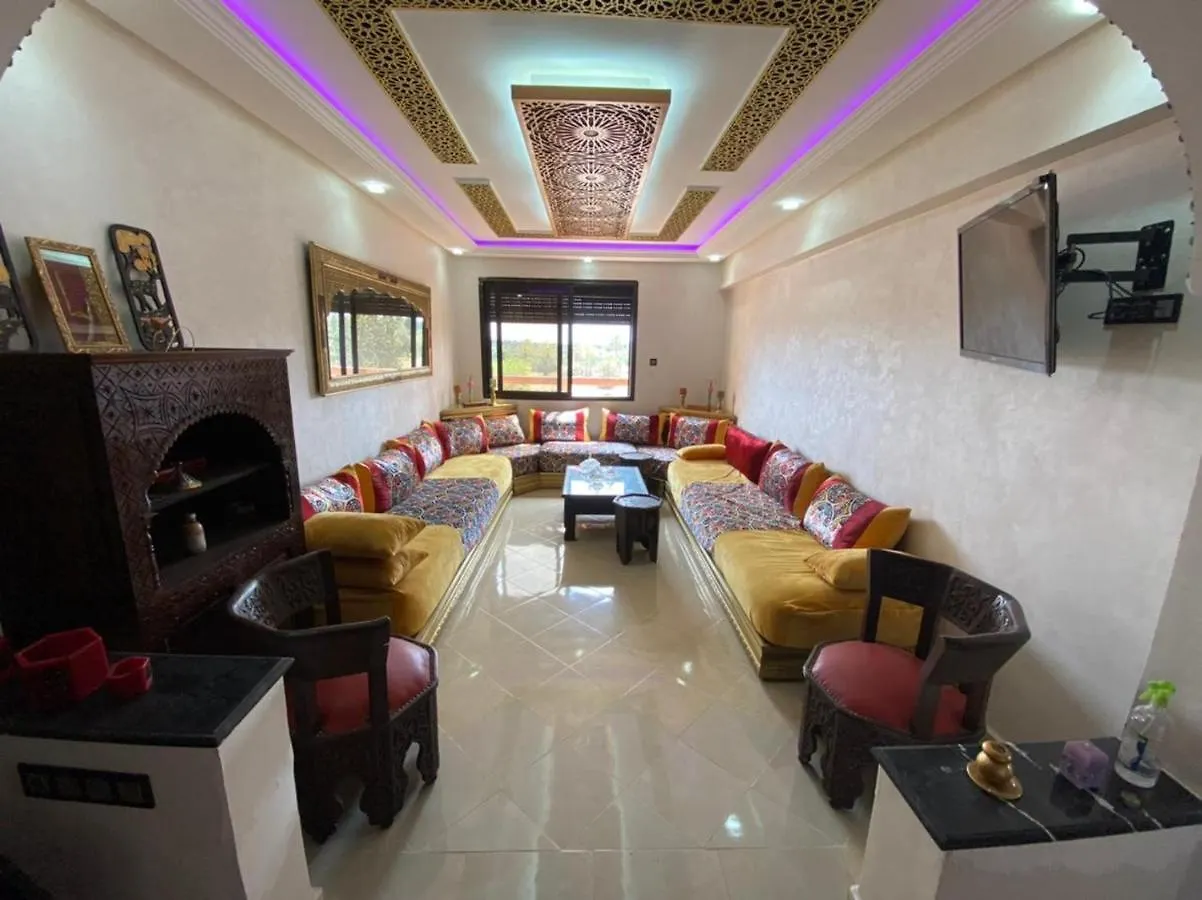 Appartement Charmant logement avec parking résidenciel sans piscines à Marrakesh
