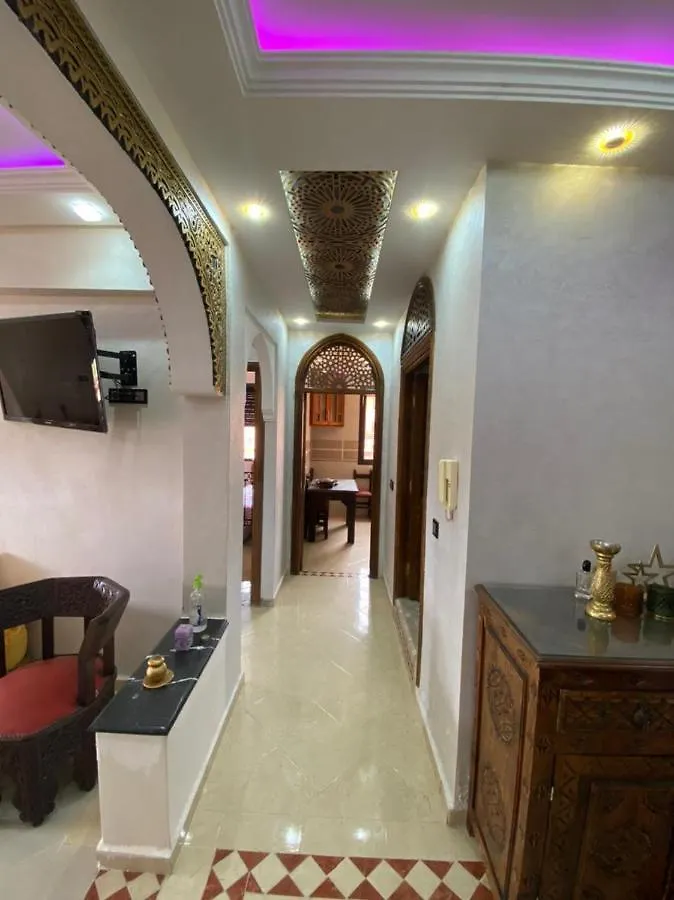 Appartement Charmant logement avec parking résidenciel sans piscines à Marrakesh